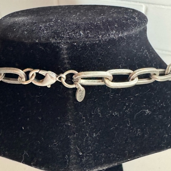 Zara Elegant Silver Chain Necklace - Picture 3 of 4